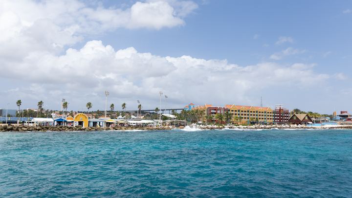 Aruba One Happy Island
